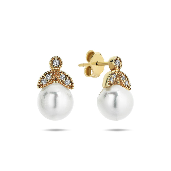 Natural Pearl Stud Earrings with Diamond